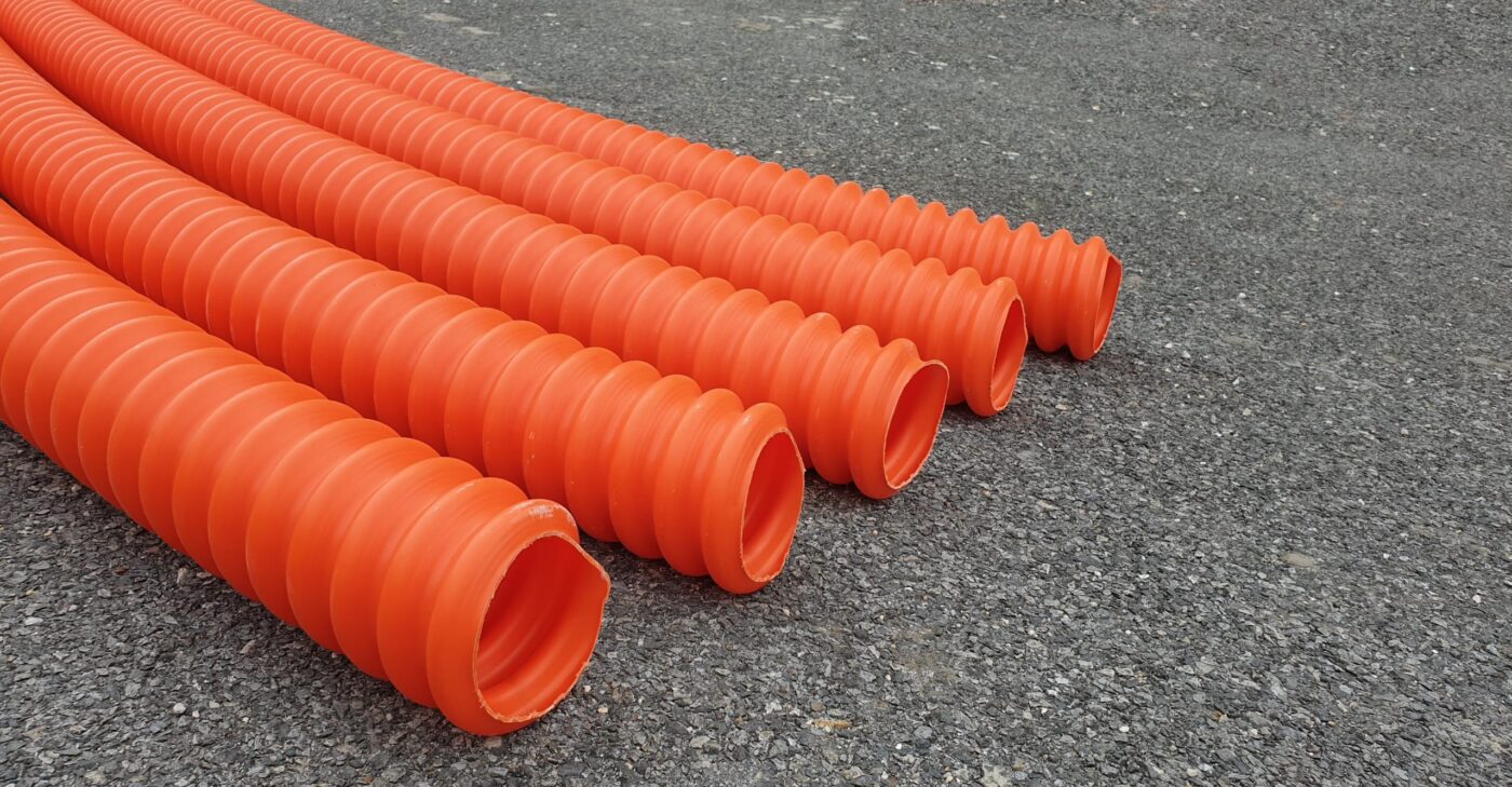ong gan xoan hdpe maxtel 25 32 9 scaled 1 1400x729 1